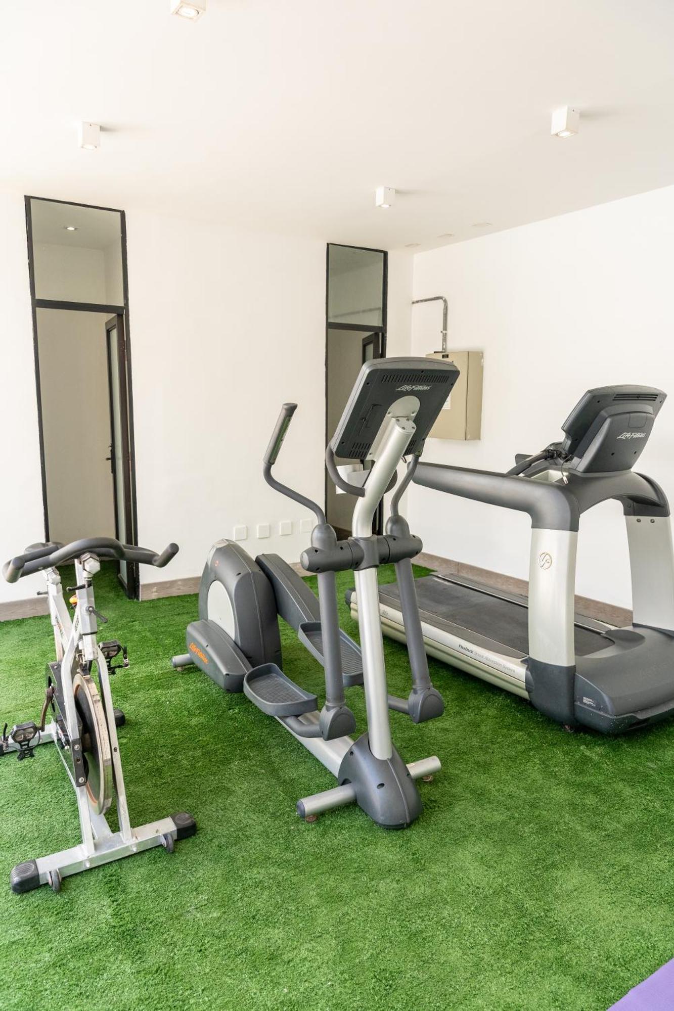 Terrado Arturo Prat Hotel 4*