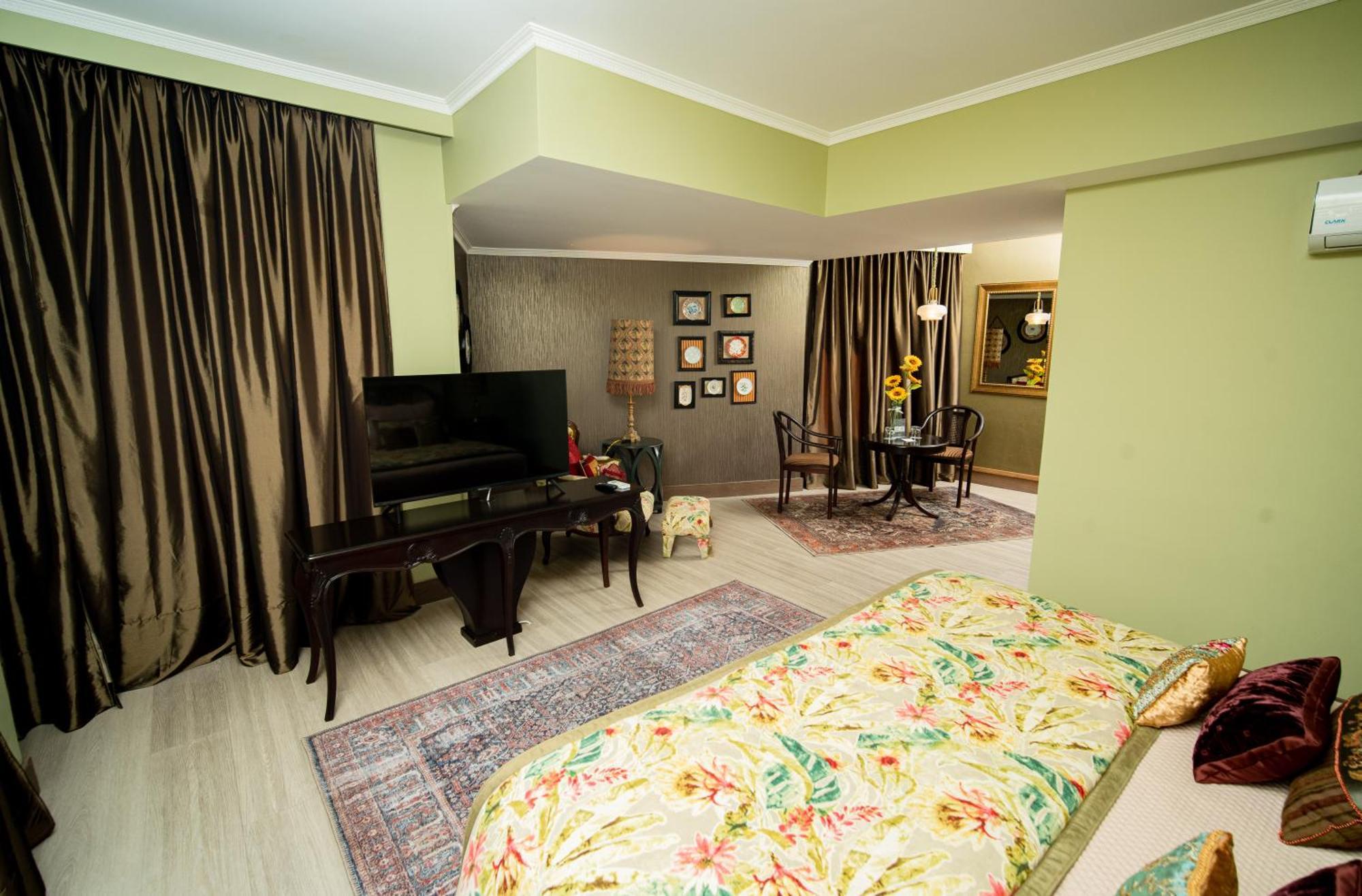 Terrado Arturo Prat Hotel