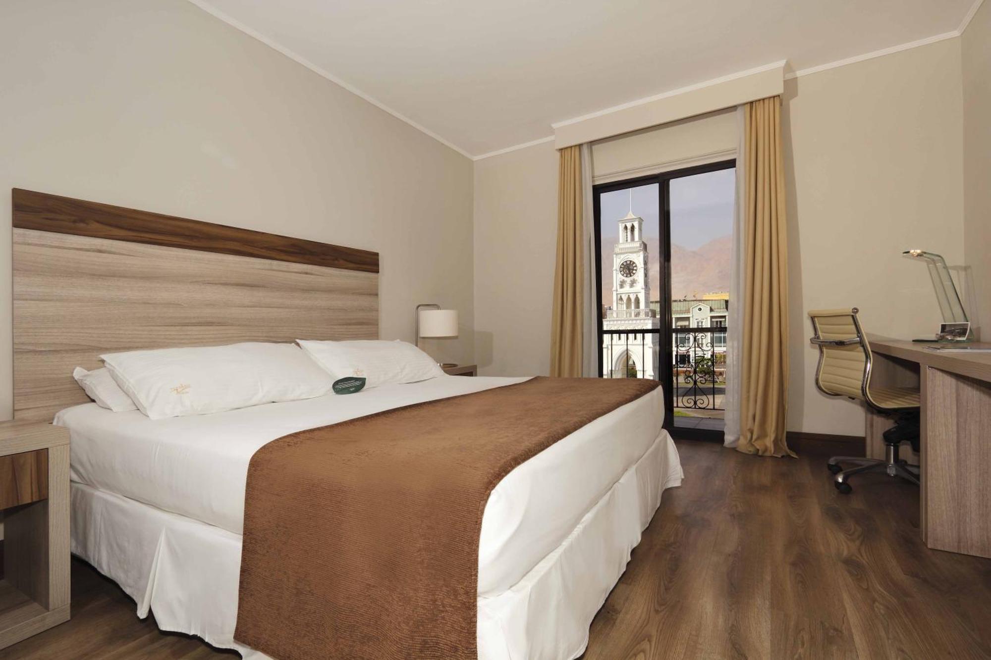 Terrado Arturo Prat Hotel 4*